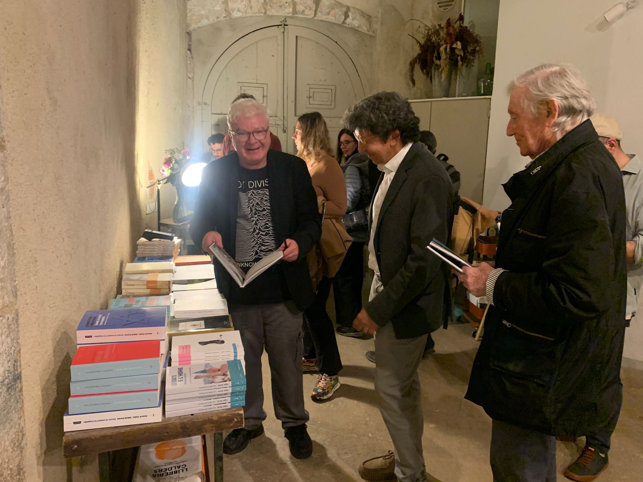Mesa de libros, festival de otoño 2025
